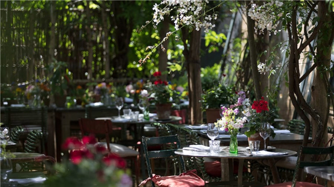 生態(tài)餐廳溫室花園 (32).jpg